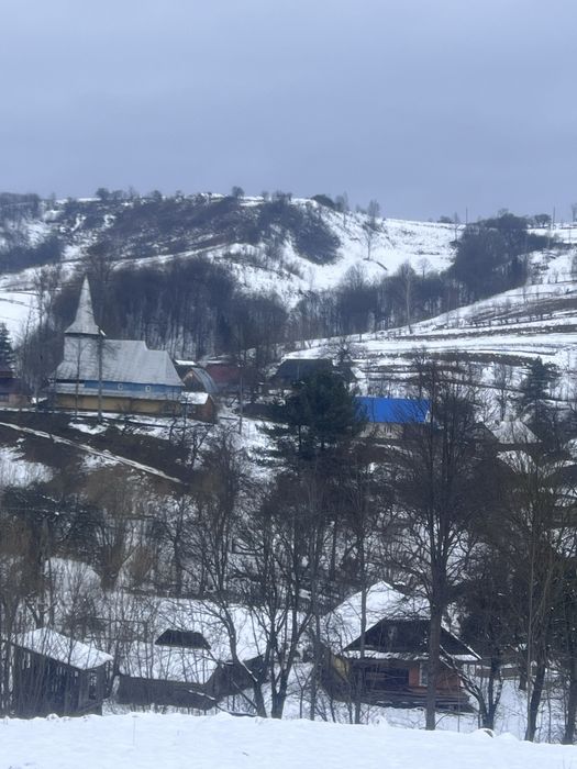 Продається маленький будинок у с. Сухий з двома ділянками