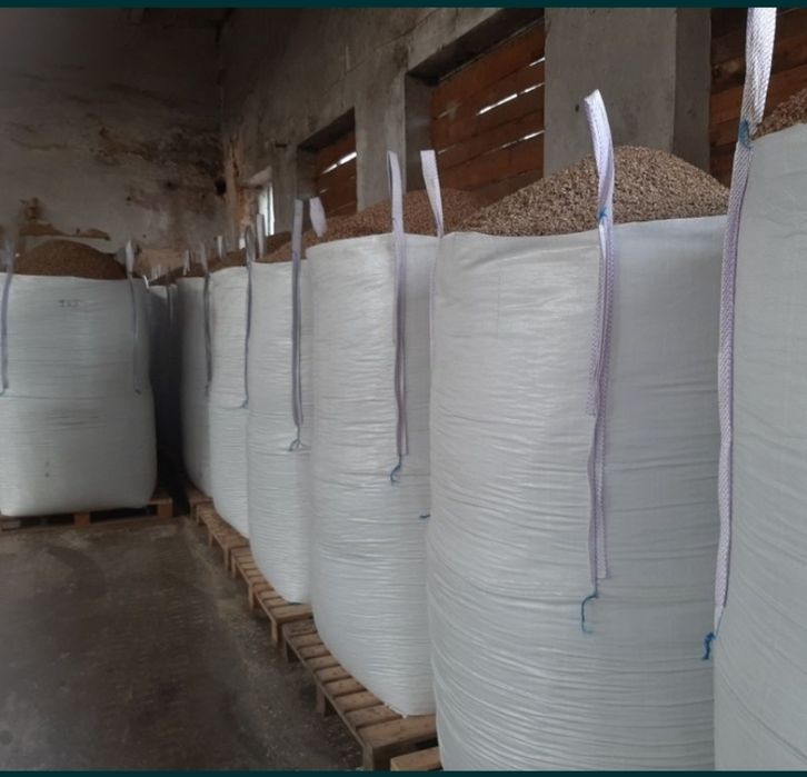 Топливные гранулы пеллеты  древесные