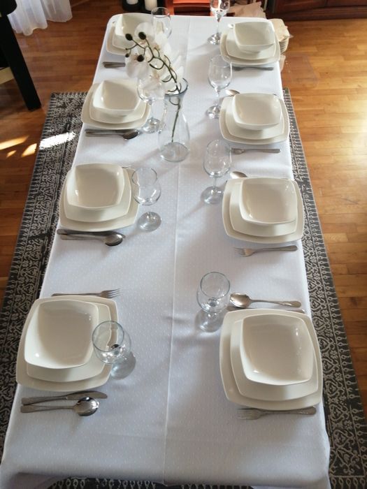 Wynajem, wypożyczenie, namiotów imprezowych stoły, krzesła, zastawa.