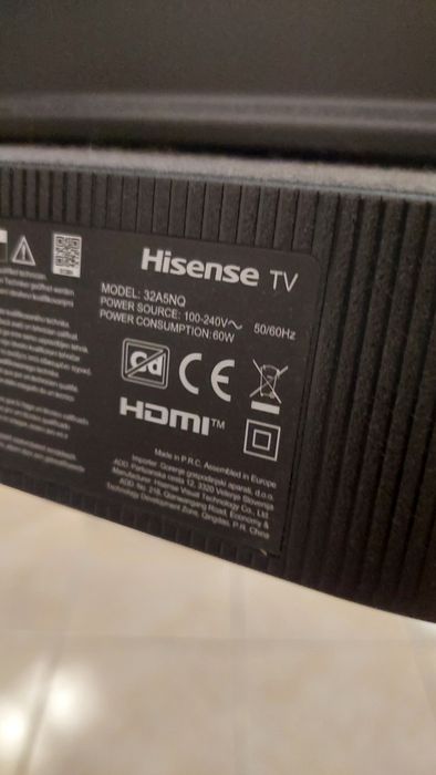 Hisense 32A5NQ smart TV (com defeito) + suporte parede