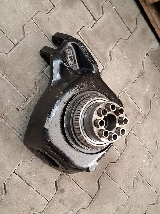 ZWROTNICA prawa / lewa JCB 531 541 535 530 540 536 533