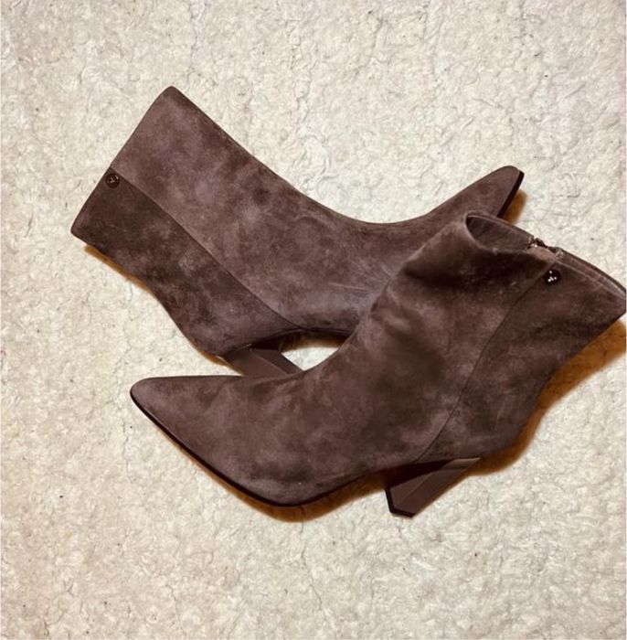 Черевики жіночі