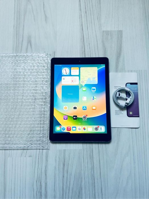 З гарантією ipad 5 32gb space gray neverlock 89% акумулятор