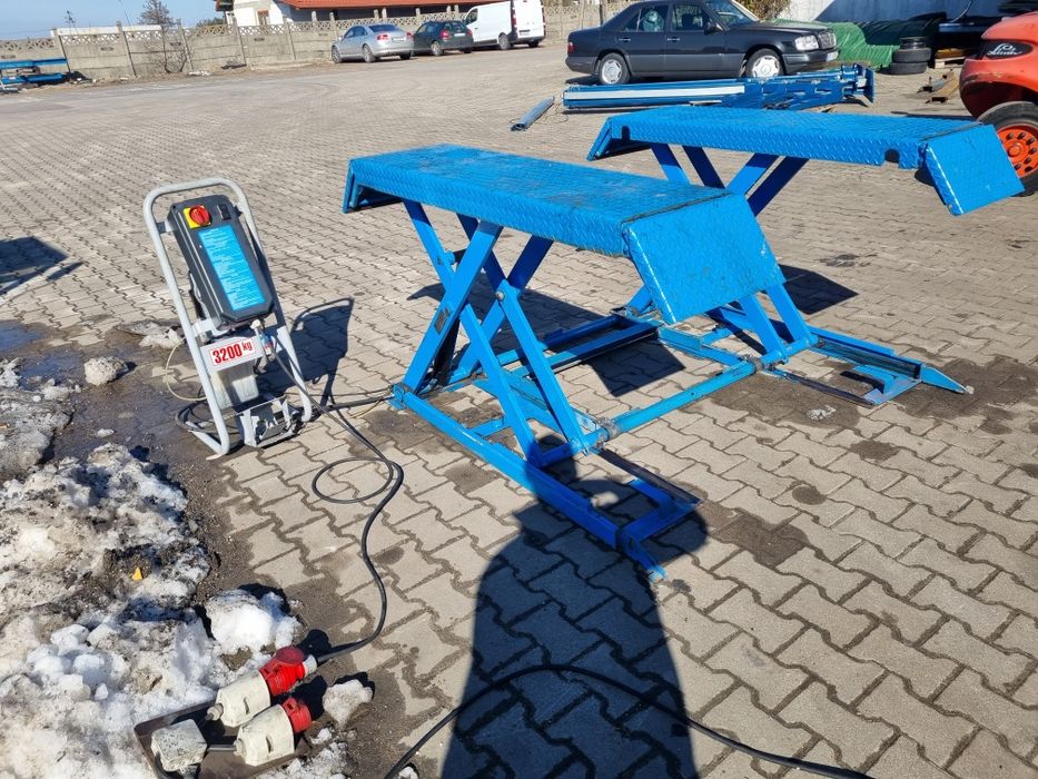 Podnośnik nożycowy Ravaglioli 3200kg