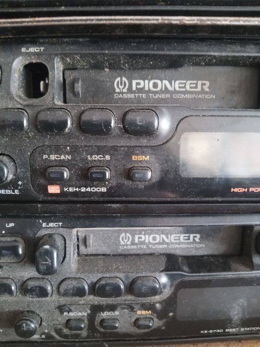 Radio na kasety  Pioneer X 2  sztuki