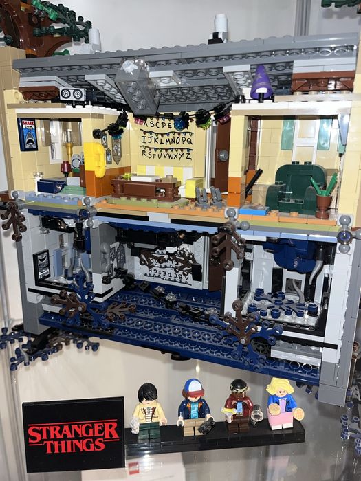 Lego Stranger Things