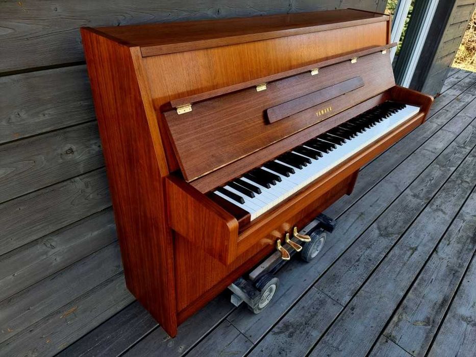 Pianino YAMAHA 104cm 1979r BRĄZOWY PÓŁMAT moderator