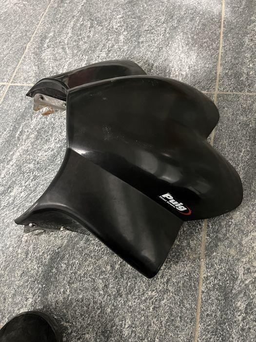 Вітрове скло,обтікач,вітровик на мотоцикл PUIG