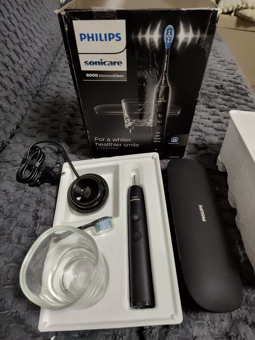 Szczoteczka soniczna Philips Sonicare DiamondClean Smart 9000 Black HX