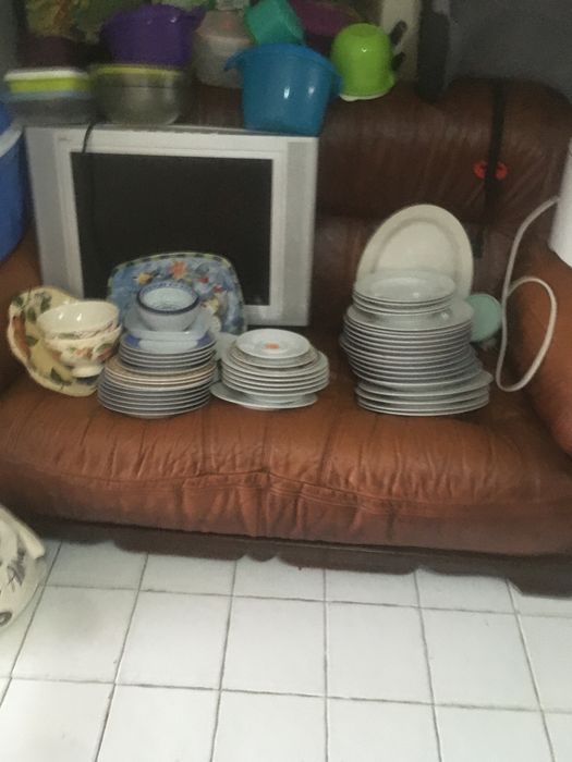 Vendo todo o recheio para desocupar.