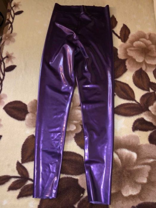 TLC Latex fioletowe legginsy z prawdziwego lateksu guma wysoki stan M 38