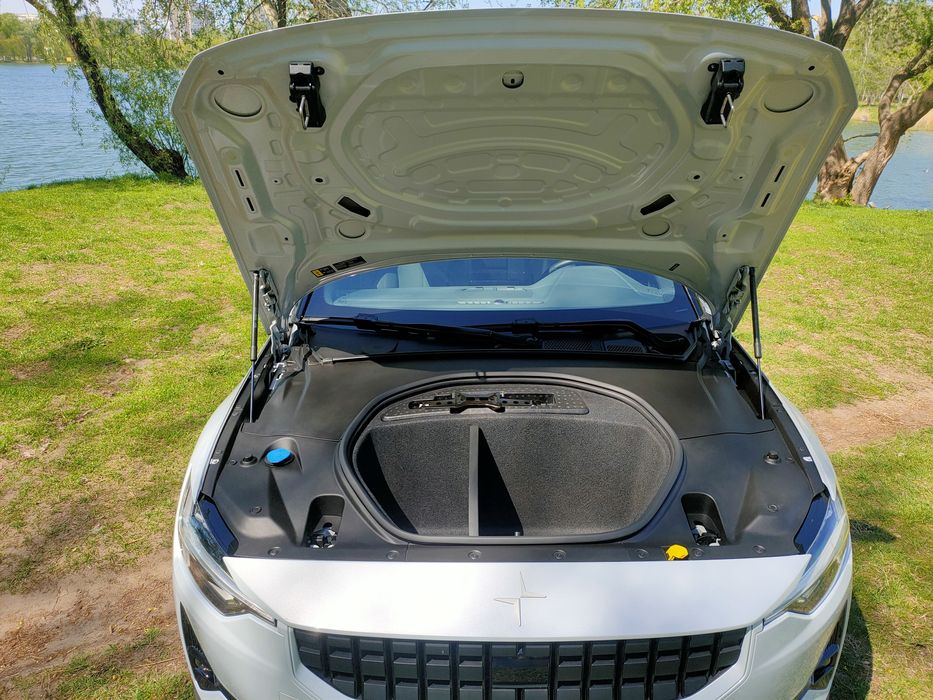 Полестар 2 Polestar 2 Performance