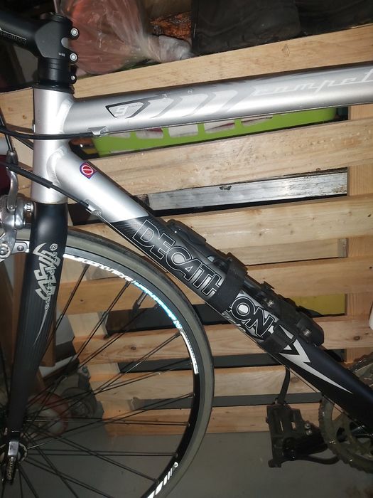 Bicicleta de corrida dechatlon como nova