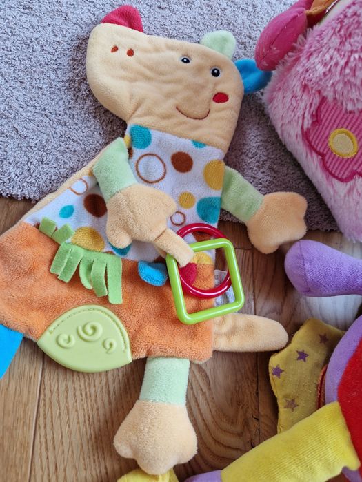 Zabawki pluszaki sensoryczne dla niemowlaka Kostka aktywizująca