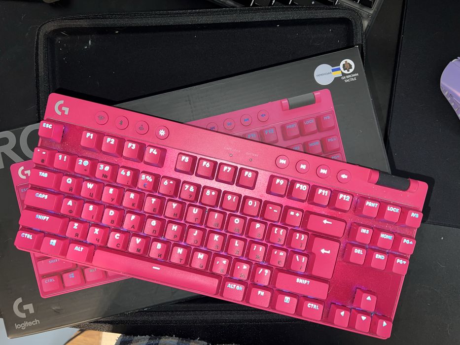 Клавіатура Logitech G PRO x TKL Lightspeed Magenta