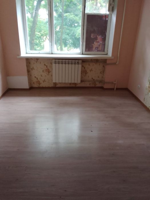 Здаю кімнати в гуртожитках