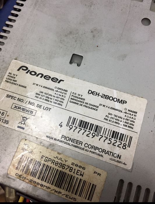 auto radio pionner para onda falta-lhe a frente
