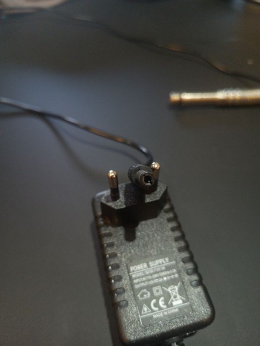 POWER SUPPLY ładowarka zasilacz 12V 2A 5.5mm

12V2A