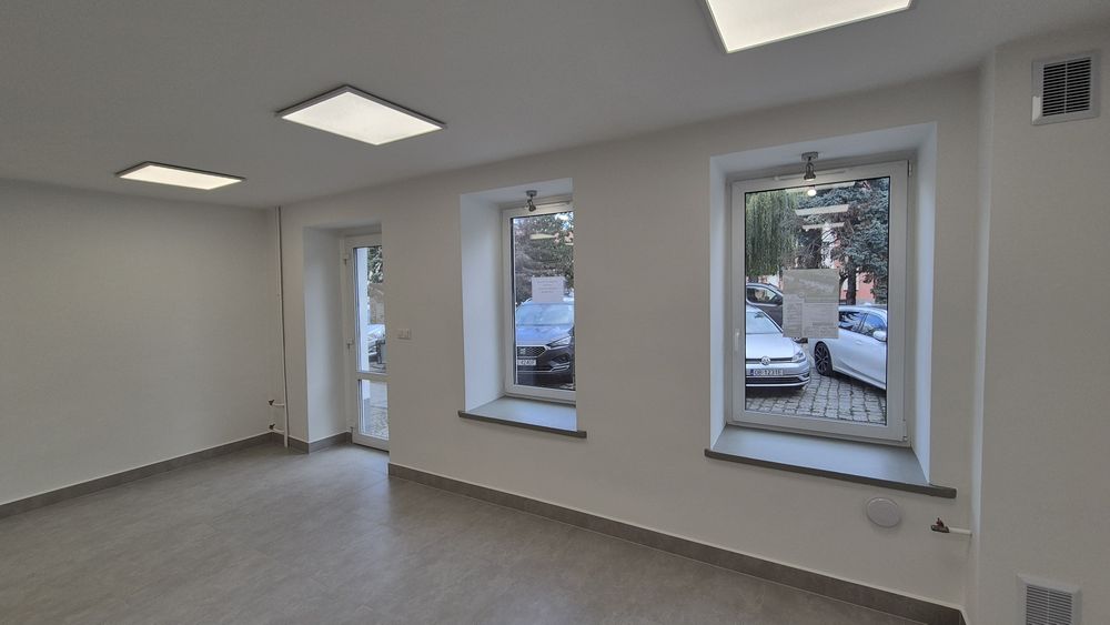 Lokal handlowo usługowy do wynajęcia w Lewinie Brzeskim