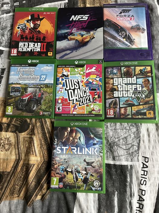 Xbox one S 1TB z grami i padami
