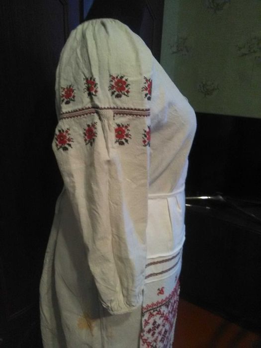Надам в аренду етнiчний украiнський одяг