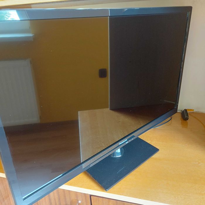 Telewizor Panasonic TX-L32B6E – 32 cale – sprawny