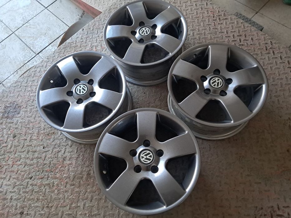 Alufelgi 15 5x112 Passat Golf 5 6 Grafitowe