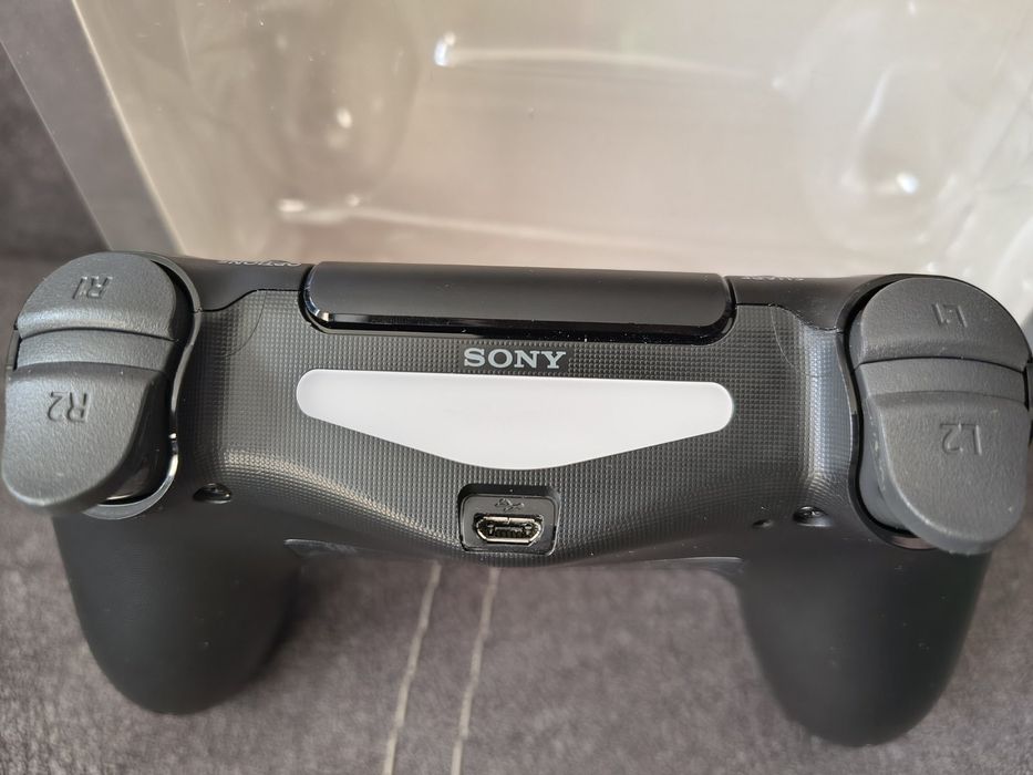 Джойтик  Dualshock 4(Jet Black)
