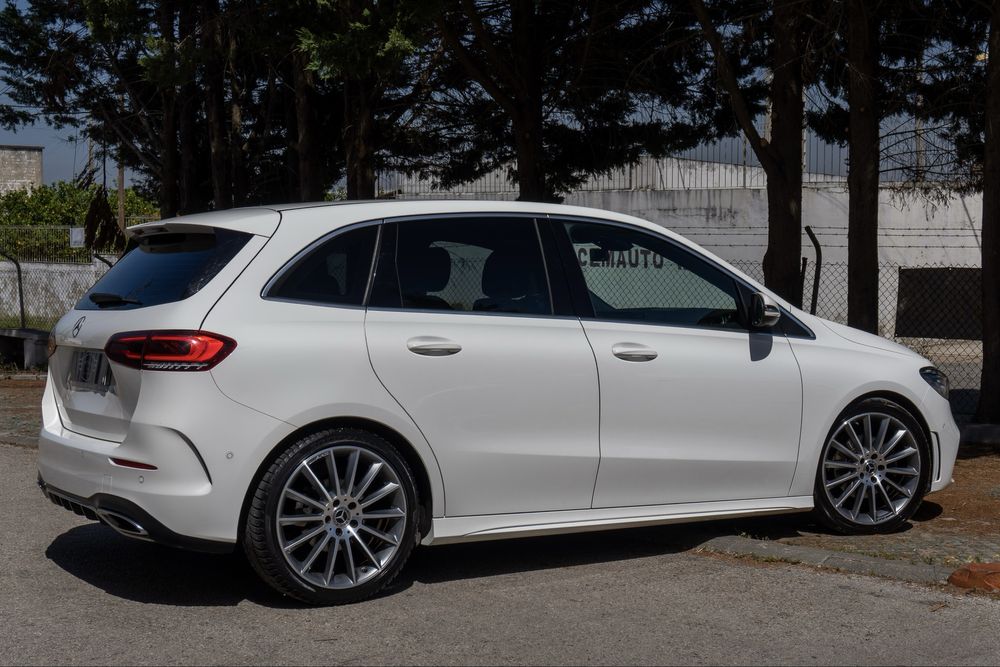 Mercedes-Benz B 180 AMG Line 7G-DCT (financiamento disponível)