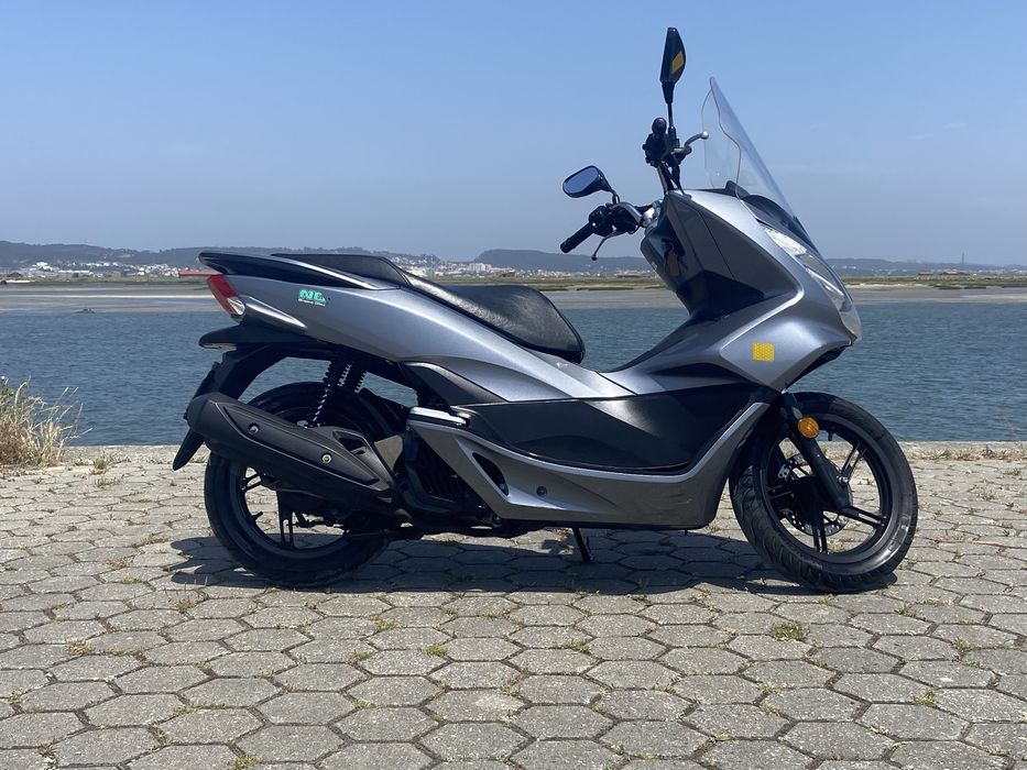 Motocicleta Honda PCX 2017