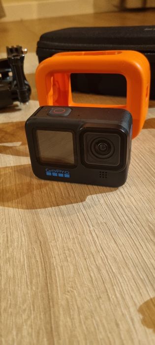 Gopro 10 com acessórios (Ótimo estado)