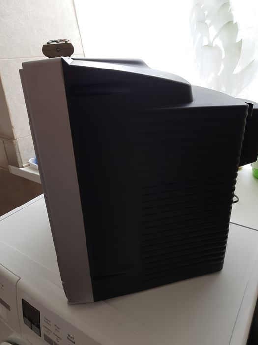 Кінескопний телевізор LG