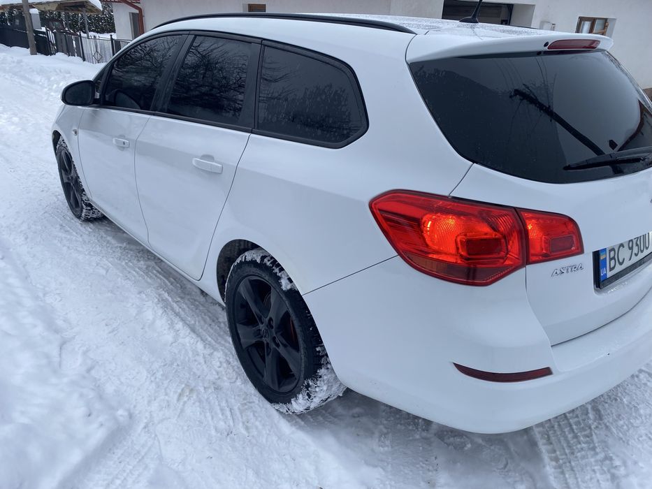 Авто в хорошому стані, вкладень не потребує