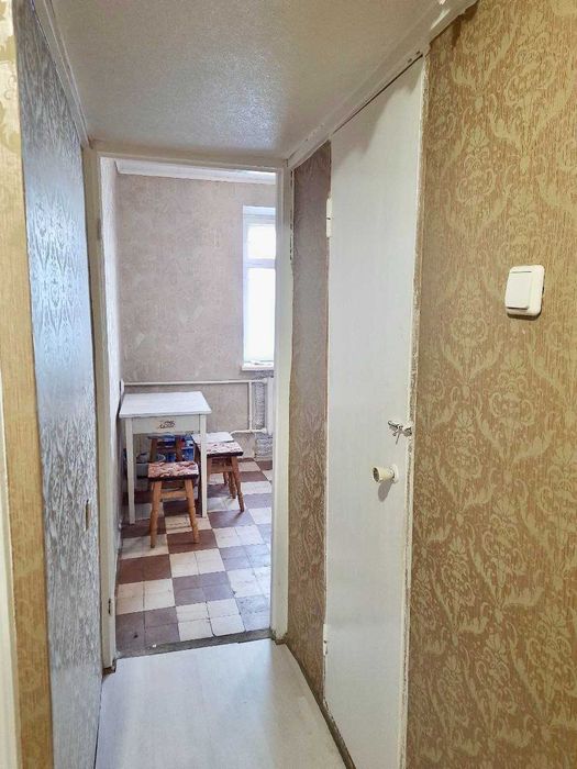 Терміновий продаж 1 к квартира з ремонтом район 12 школи - View 2