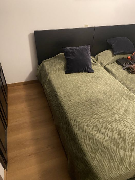 2 Camas Ikea 90x200 - colchão + estrado + gavetas