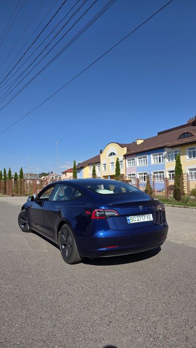tesla 3 продаж продаю