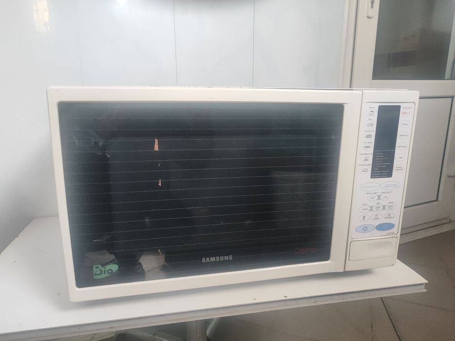 Микроволновка Samsung
