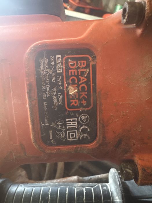 Vendo Maquina de furar com funcao de martelo sds