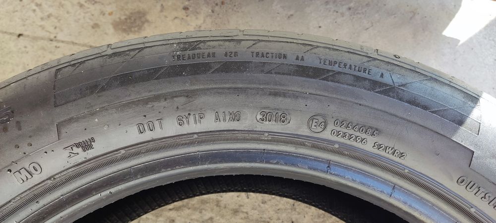 Continental 235/50 R18