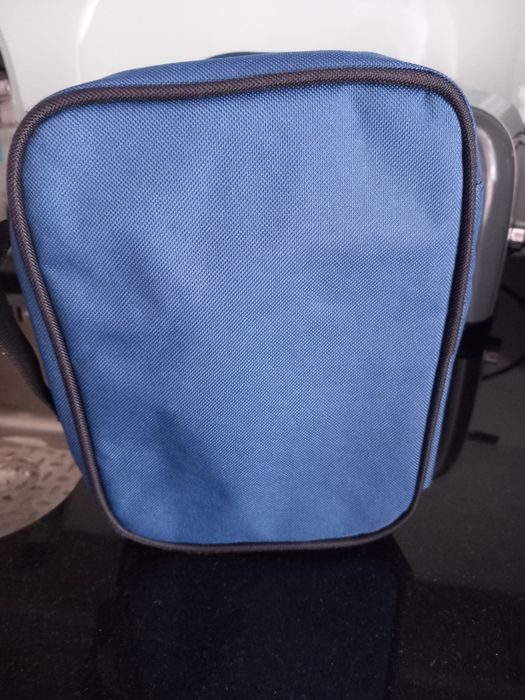 Lancheira Azul Nova ( Portes incluídos)