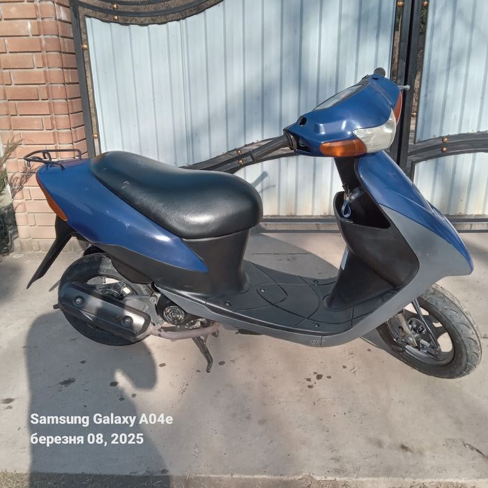 Скутер suzuki lets2