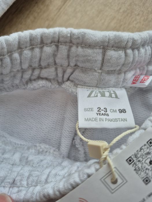 Костюмчик Zara 98см