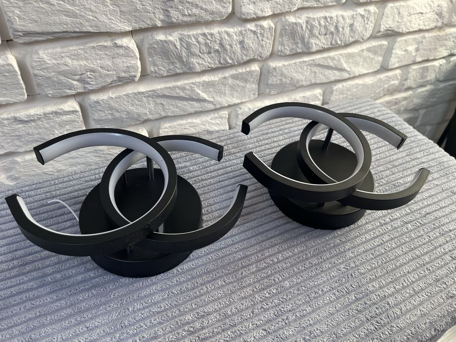 Na sprzedaz 2szt lampy na wzor Chanel czarno biala, Led 6500k