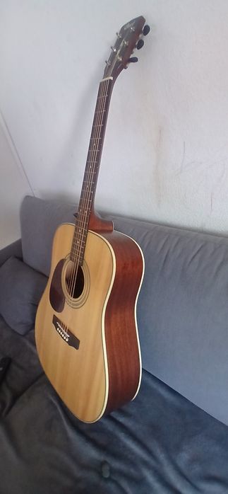 Guitarra Cort Earth70