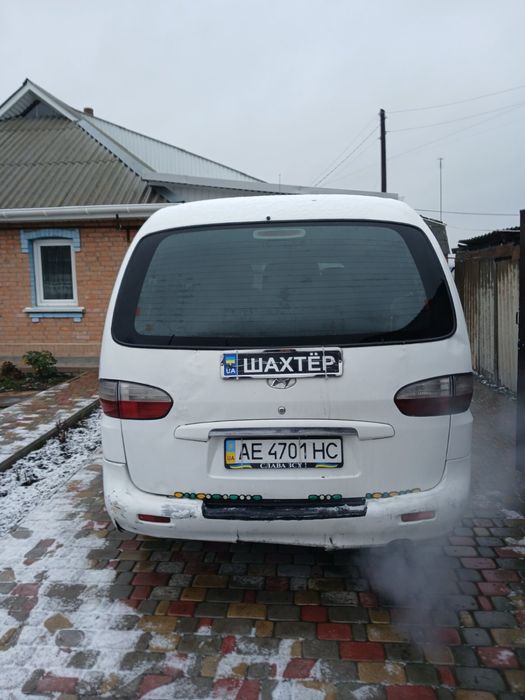 Автомобіль Hyundai h200