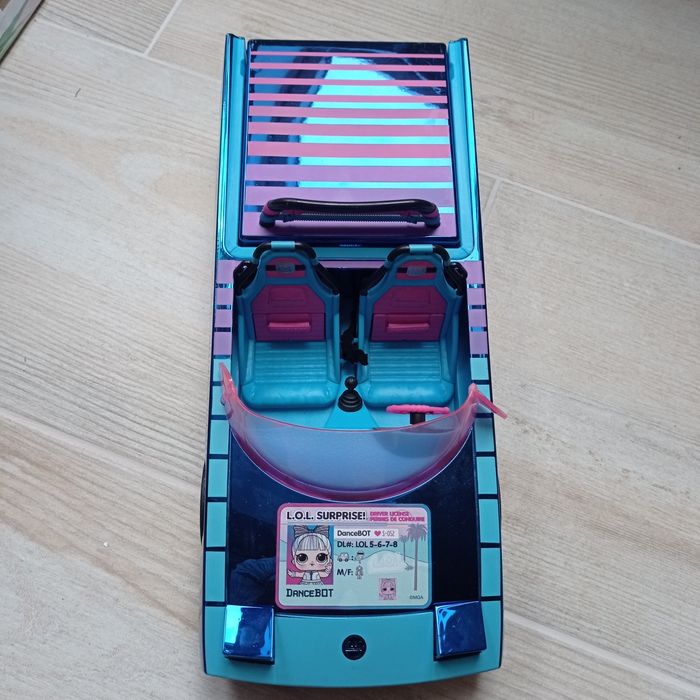 Samochód dla lalek LOL