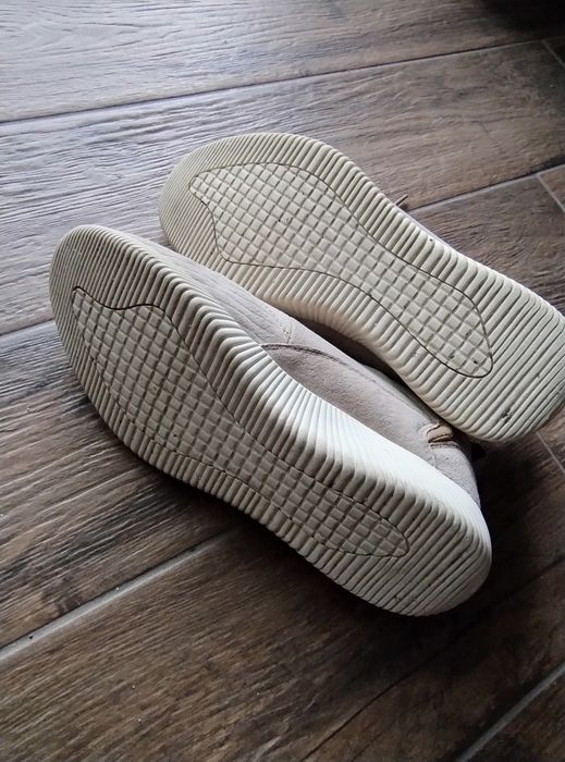 Sneakersy beżowe Iguana