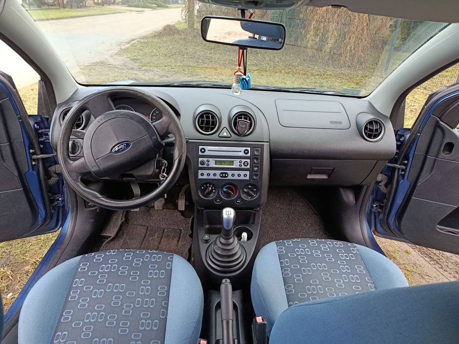 Ford Fiesta ładnie utrzymana , klima, zadbana