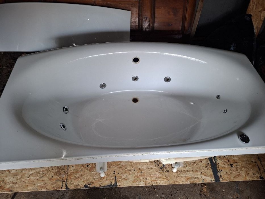 Продам ванну-джакузи