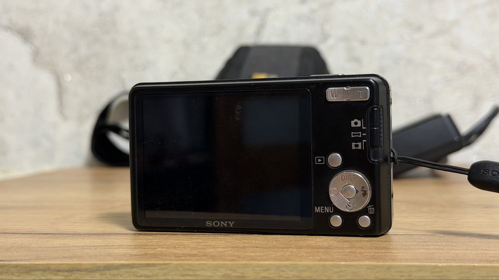 Цифровой фотоаппарат Canon Sony